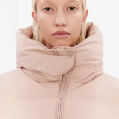 Dame Maddie Jakke Rose